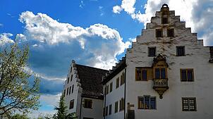 In das Schloss ist neues Leben eingekehrt, dort finden viele Veranstaltungen statt.