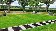 Auf dieser freien Fläche im unteren Teil des Stettener Friedhofes soll im kommenden Jahr ein weiteres gärtnergepflegtes Grabfeld ...