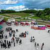 Von der obersten Plattform des Übungssturms öffnet sich der Blick über das landschaftlich harmonisch integrierte Gebäude des ...