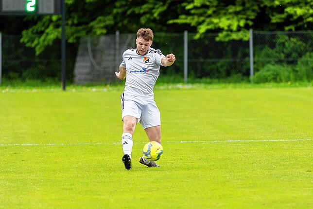 Bild 7: SV 08 Laufenburg deklassiert FV Lörrach-Brombach mit 6:1 – und wir haben Fotos!