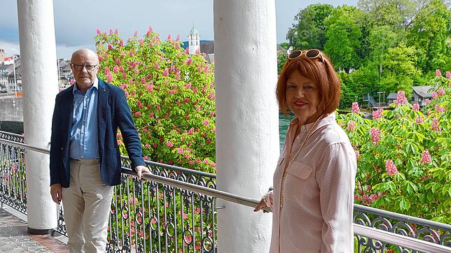 Norbert Dietrich und Cornelia Rösner von der Bürgerstiftung Rheinfelden rechnen damit, dass die Schulranzenaktion in der Corona-Krise ...
