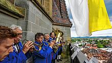 Bild : Bilder vom Hochamt des Radolfzeller Hausherrenfestes auf dem Marktplatz