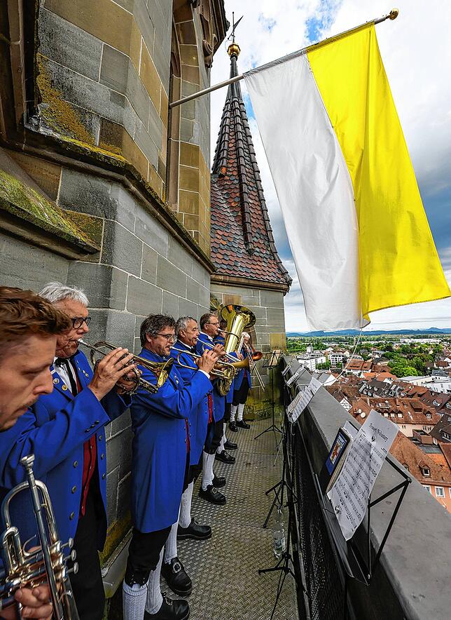 Bild 1: Bilder vom Hochamt des Radolfzeller Hausherrenfestes auf dem Marktplatz