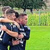 Der SV Mühlhausen bejubelt den Treffer zum 1:1 durch Marc Labusch (vorne, links). Am Ende trennen sich der SVM und der FV ...