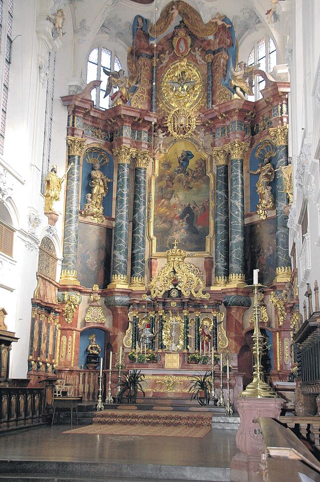 Der von Johann Pfeiffer 1721 geschaffene Hochaltar des Fridolinmünsters
