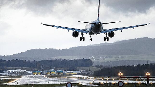 Bild : Flughafen Zürich: Ja zum Pistenausbau - mehr Fluglärm in Deutschland?