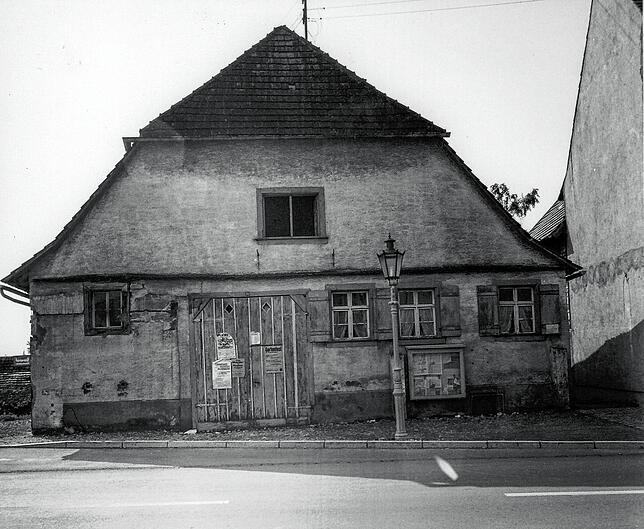Der Schandfleck von Immenstaad: Haus Michael im Zustand von 1980.