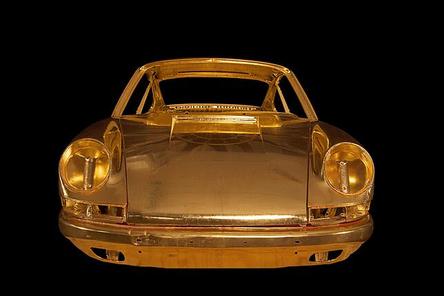 Das Auto wird in der Sonderausstellung "Vollgas – Full Speed" groß thematisiert. Ein Exponat ist etwa diese Porsche-911-Karosserie des ...