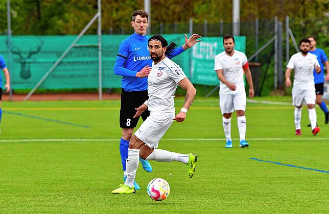 Bild 10: SG Mettingen/Krenkingen setzt sich mit 4:1 beim VfB Waldshut durch &ndash; und wir haben Bilder!