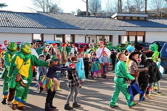 Bild 5: Bilder der Schulbefreiung in Wellendingen