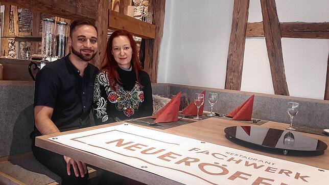 Robert und Stefanie Sayegh sind die neuen Pächter des Restaurant Fachwerk im Hotel Adler in Ittendorf.