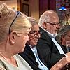Bürgermeister-Kandidat Michael Kownatzki (Dritter von links) erläutert beim Stammtisch der Freien Wähler sein Konzept.