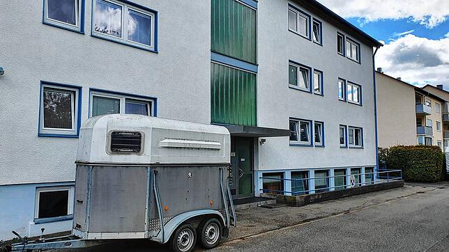 In diesem Mehrparteienhaus in Trossingen spielte sich die Messerattacke ab.