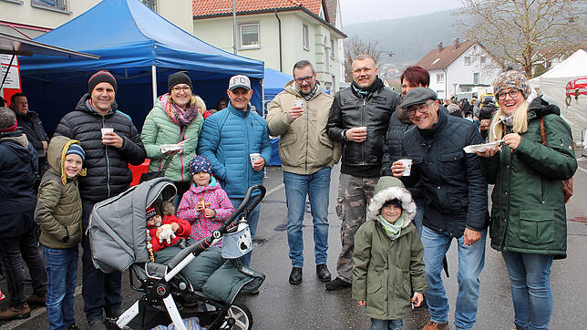 Der Blumberger Ostermarkt ist auch für die Familien ein beliebter Treffpunkt.
