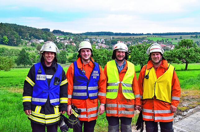Alexander Engenhart, Volker Kiene, Richard Auer und Oliver Scheit (von links) sind alles Abteilungskommandanten von Heudorf – allerdings ...
