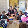 Kindergarten bedeutet Leben, unser Bild zeigt einen Ausflug der Maxikinder des katholischen Kindergartens &bdquo;Arche Noah&ldquo; auf ...