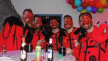 Tanzgruppen und Guggenmusiker unterhielten das Publikum, welches anschließend bis tief in die Nacht feierte.
