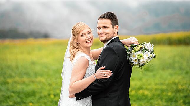 Sabine und Kevin Scherer aus Frickingen-Altheim haben im Oktober kirchlich geheiratet, kurz bevor Baden-Württemberg die dritte ...