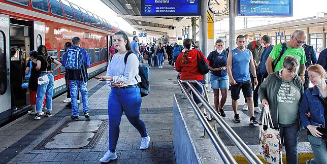 Aussteigen, umsteigen und weiterfahren: Singen war Zwischenstation für Ausflugsziele in Richtung Konstanz und Schaffhausen.