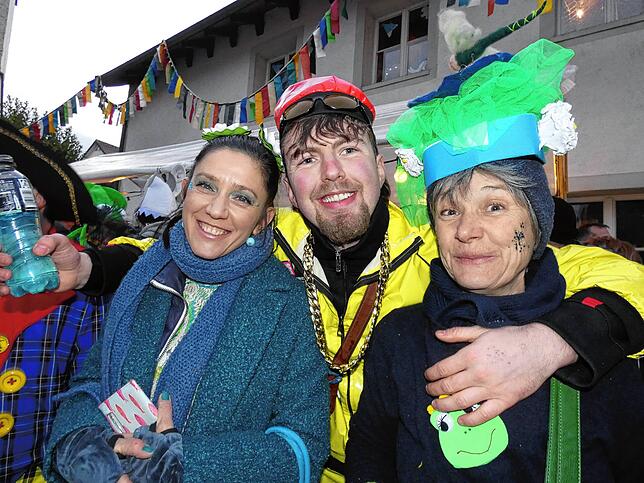 Bild 14: Monsterkonzert in Lottstetten: Fasnachtssamstagabend voller Stimmung!
