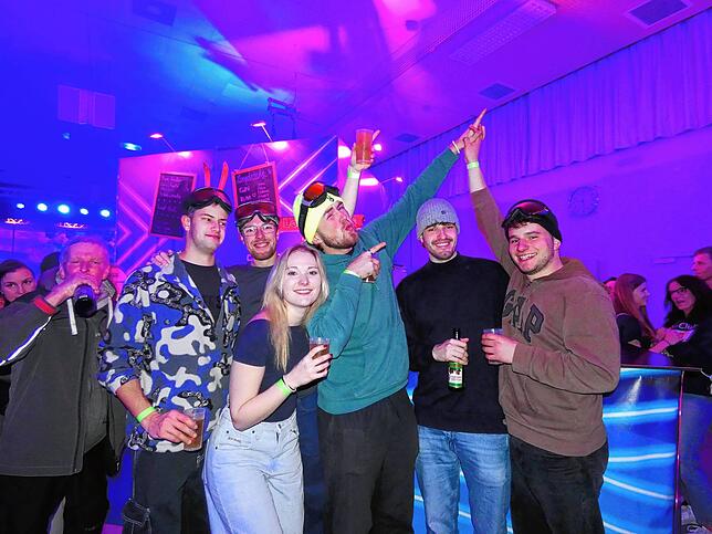Bild 8: Jestetten: Bilder von großartiger Ski-Opening Party