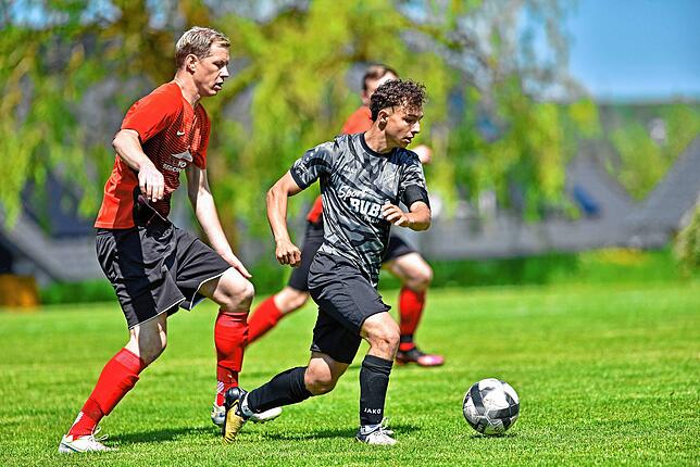 Bild 2: Die Bildergalerie vom Kreisliga-Spiel zwischen der SG Unadingen/Dittishausen und dem FC Grüningen