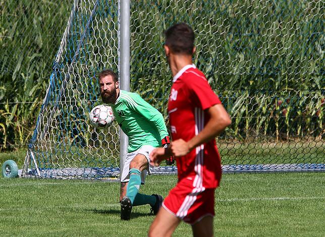 Bild 5: SV Jestetten setzt sich im Pokal-Derby mit 4:2 bei der SG Lottstetten/Altenburg durch