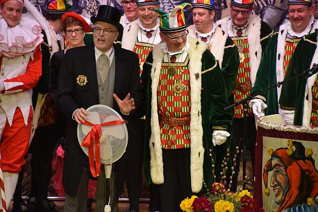 Bild 15: Bilder vom Empfang des Stockacher Narrengerichts von Annegret Kramp-Karrenbauer im Bürgerhaus