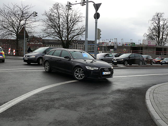 Für Autos: Kehrtwende am Sternenplatz
