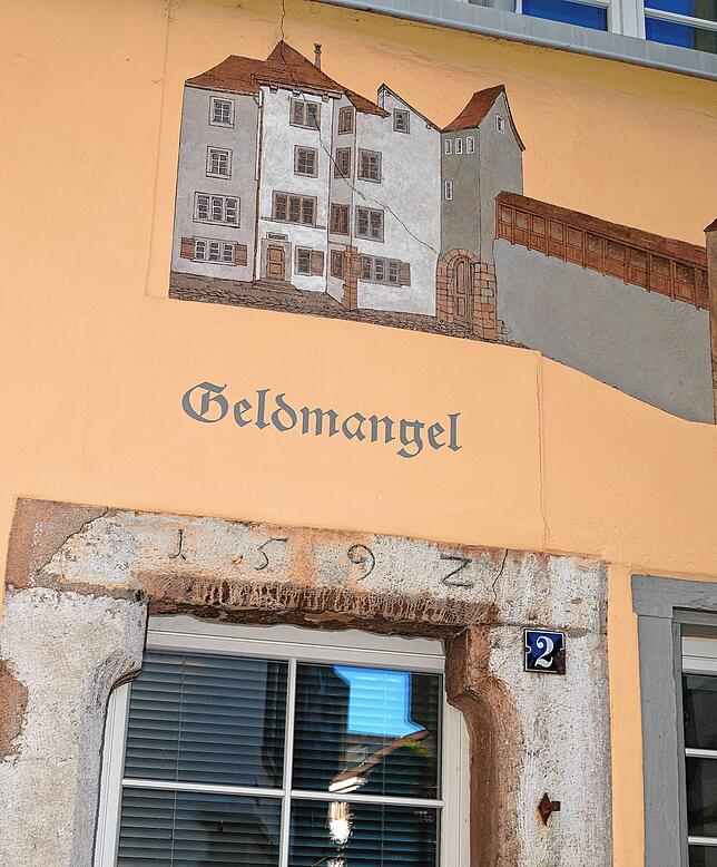 Interessant sind die Häusernamen, die teils aus dem Mittelalter stammen.