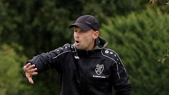 Das Duell mit der SG Reichenau haben Trainer Patrick Hagg und der TSV Aach-Linz 0:1 verloren.