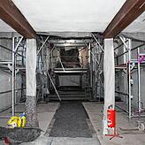 Blick in das Innere der Kirche. Hier sind die Arbeiten schon weit fortgeschritten. Es fehlt noch der Anstrich. Das Gestühl wurde ...