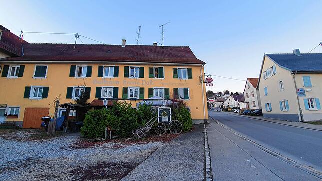 Das Gasthaus Krone-Post an Hilzingens Hauptstraße – hier nächtigte schon Goethe.
