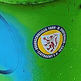 Das Braunschweiger Logo auf einem Litzelstetter Mülleimer.