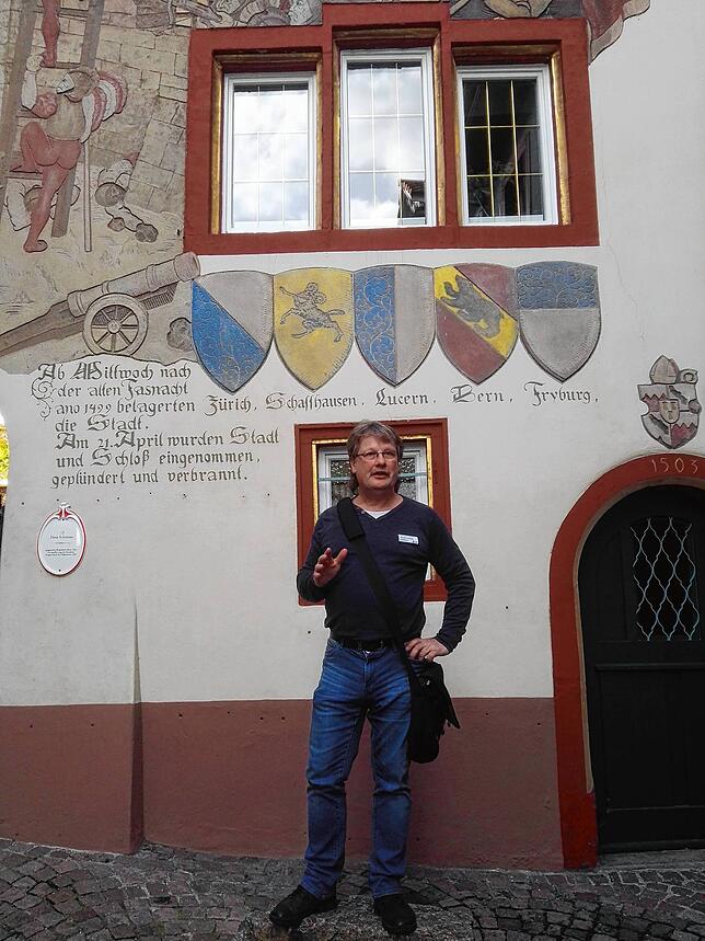 Ronald Landwehr ist Stadtführer in Tiengen.