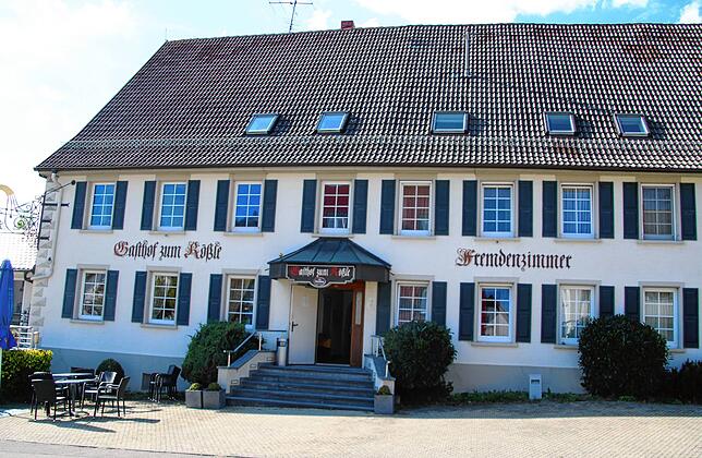 Im Hotel zum Rössle in Fürstenberg ist das Restaurant seit einiger Zeit dicht – wegen Personalmangel, wie es auf der Webseite des ...