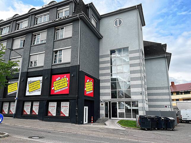Das Haus in der Harzerstraße 10 in Schwenningen sieht von außen noch ganz nett aus. Innen herrschen horrende Zustände.