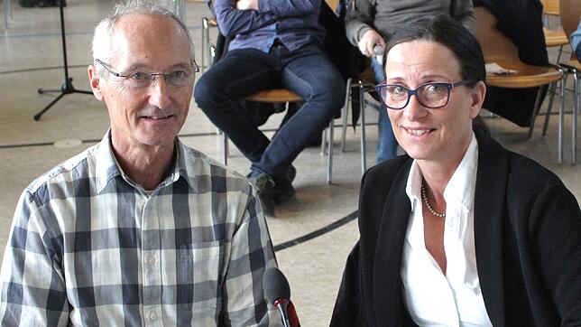 Ilona Kraft und Klaus Huber aus Schwörstadt traten am dritten Tag der Erörterung als Bürgervertreter auf.