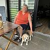 Barbara Würtz, hier mit Beagle-Dame Ayla, fühlt sich in ihrer neuen Heimat Schwenningen eigentlich wohl. Doch einen Hausarzt sucht sie ...