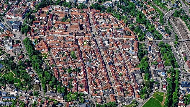 Villingen-Schwenningen – im Bild die Villinger Innenstadt von oben – wächst und wächst. Die 90.000-Einwohner-Marke ist inzwischen nur ...