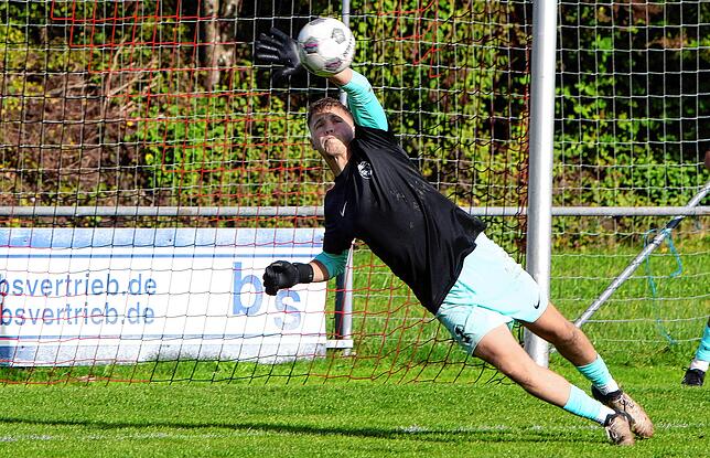 Bild 15: Remis im Duell Walbertsweiler-Rengetsweiler mit FC Öhningen-Gaienhofen. Wir haben die besten Bilder!