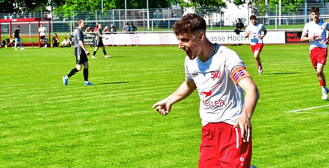 Bild 8: SV Jestetten gewinnt Kellerderby mit 2:1 gegen den FC Hochrhein – und wir haben Fotos!