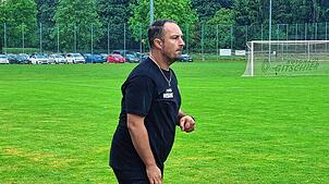 Nach dem ersten Saisonsieg am vergangenen Wochenende müssen Trainer Thomas Haag und der SV Deggenhausertal eine Niederlage gegen die SG ...