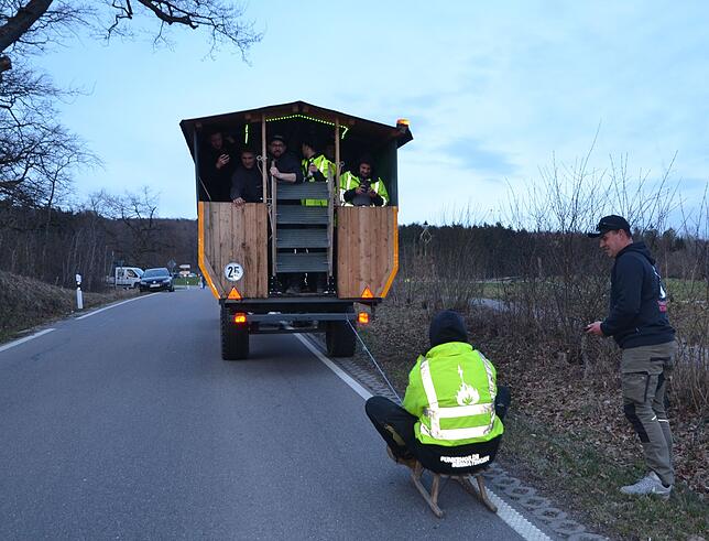Bild 23: Erste Eindrücke vom Funken-Aufbau auf der Markdorfer Panzerwiese – Sehen Sie die ersten Schritte!