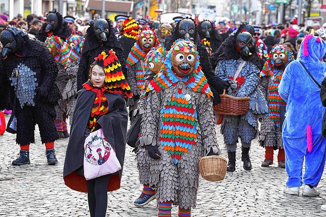 Bild 7: Schmutziger Donnerstag in Donaueschingen: Kinderumzug zieht alle Blicke an – Die Bilder!