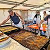 Alle im Einsatz: Los geht es am Samstag, 5. Juli, ab 12 Uhr. Am Sonntag, 6. Juli, geht es um 10 Uhr weiter, bevor der Ansturm der ...