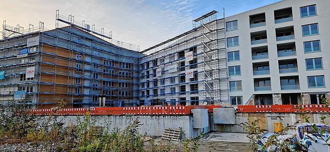 67 Wohnungen entstehen auf dem ehemaligen Hallenbadgelände in Friedrichshafen.