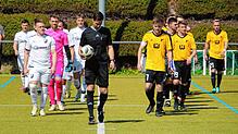 Die Spieler aus Schonach (links) und Schönwald standen sich erst vor knapp zwei Wochen im Kreisliga A-Derby gegenüber. Ein Bild mit ...