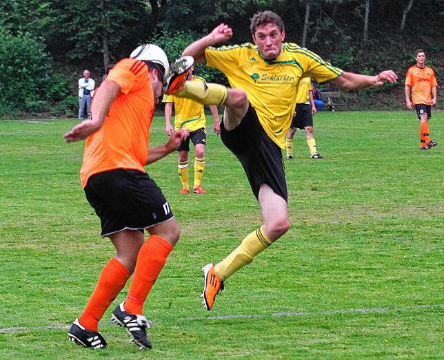 Bild 4: Schnappschüsse aus der Bezirksliga-Saison 2013/2014