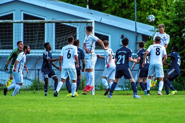 Bild 5: Spvgg. Wutöschingen bezwingt den SV Obersäckingen mit 2:1 &ndash; wir haben Bilder!